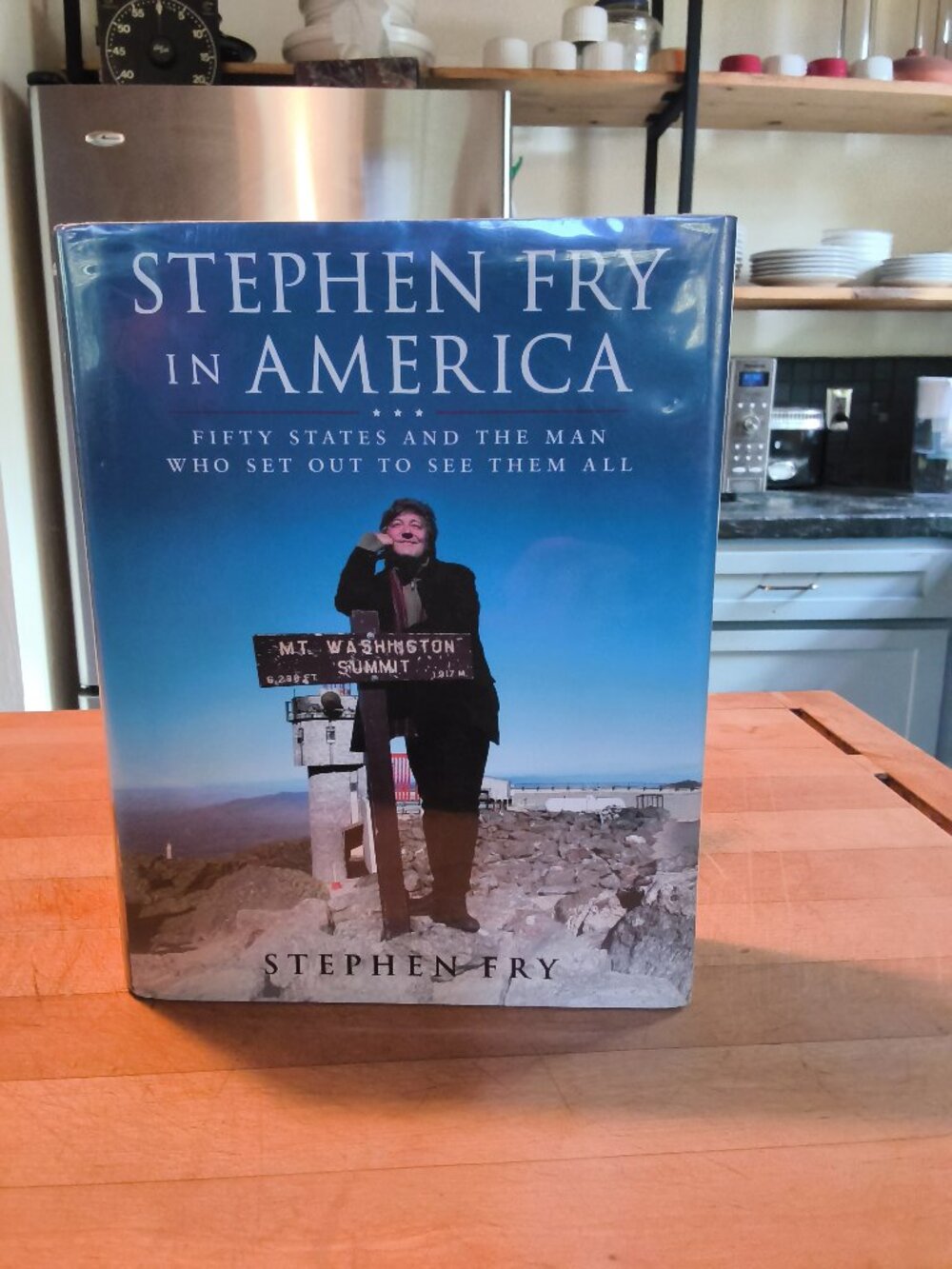 Stephen Fry in America Fifty States and the Man Who Set Out to See Hardcover HD